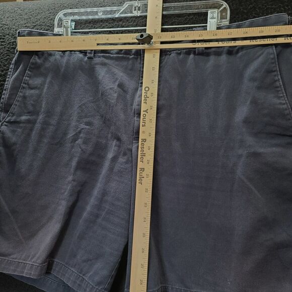 Van Heusen Mens Shorts Blue Size 44 100% Cotton Button Zip Close Pockets - Picture 3 of 11